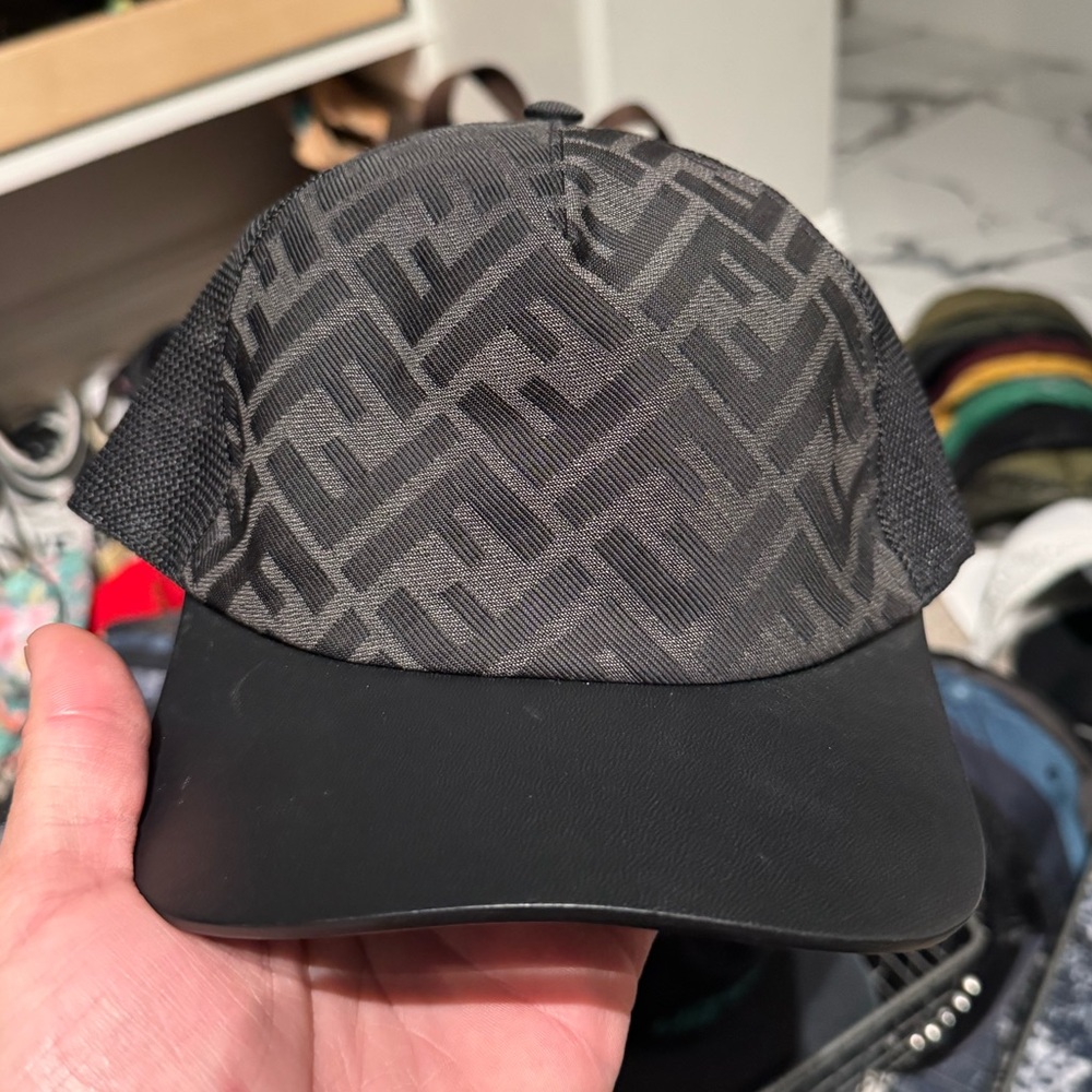 Fendi mens strap back hat mesh/leather AUTHENTIC